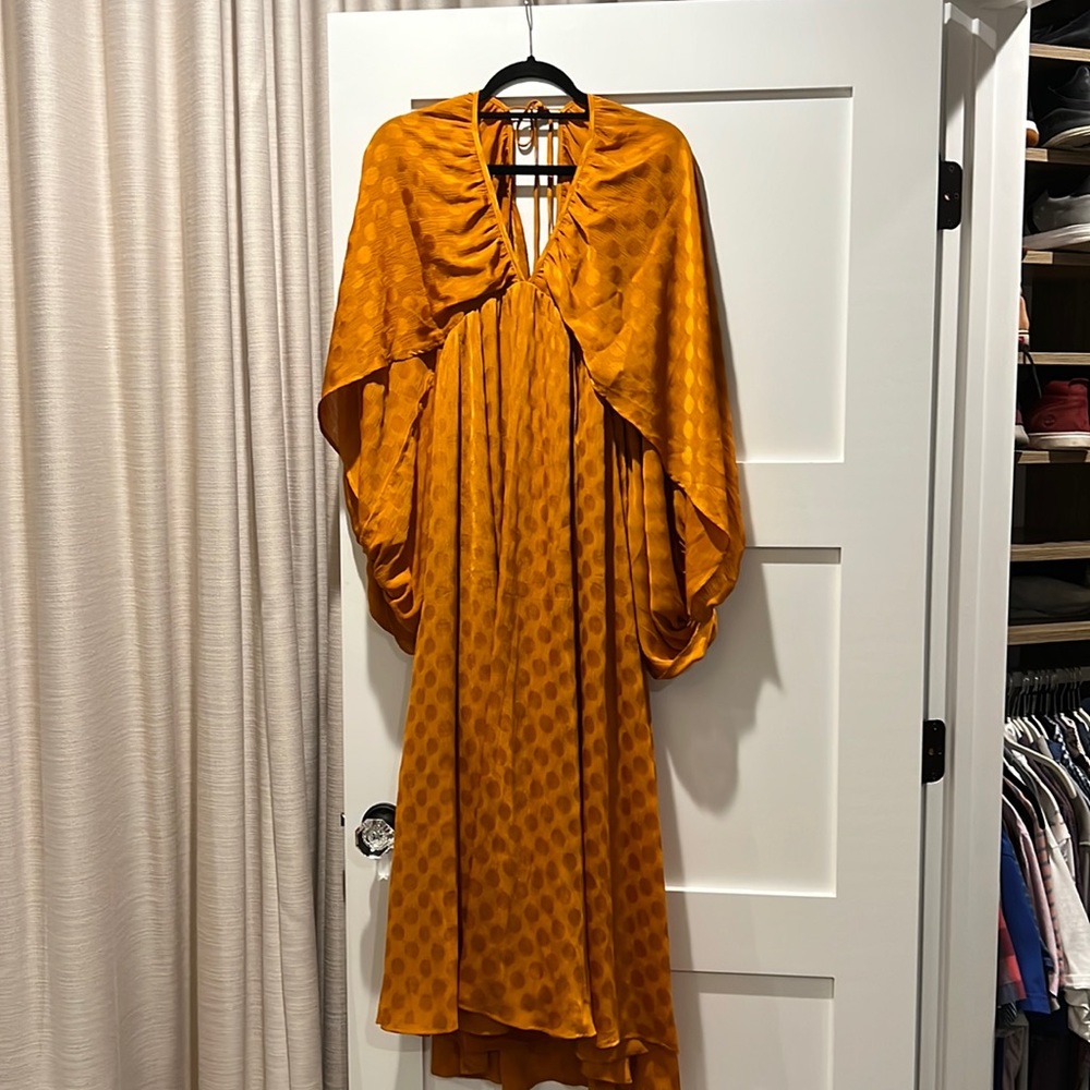 Tularosa Nola MIDI Dress - worn once for photoshoot